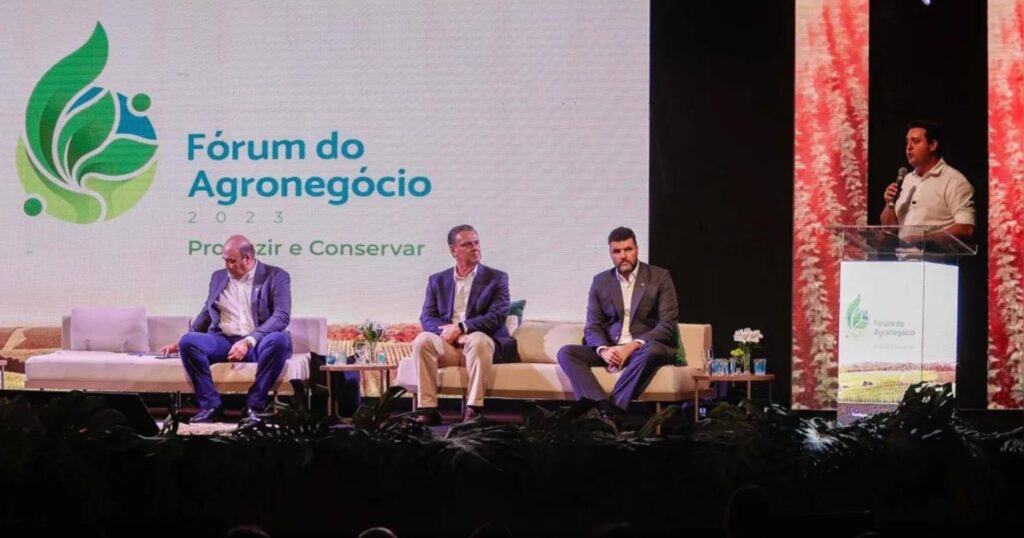 Fórum do Agronegócio em Londrina conta com a presença de mais de 20 líderes