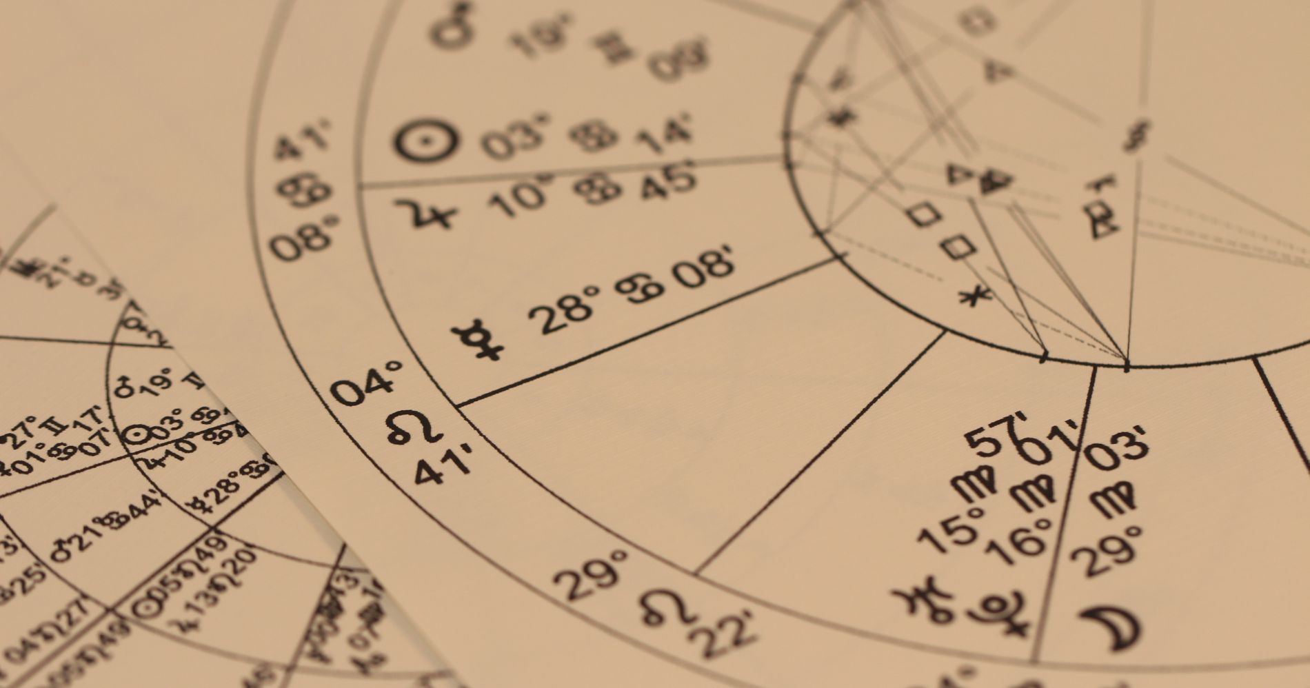 Astrologia 2023: as tendências astrológicas para o dia (04/12)