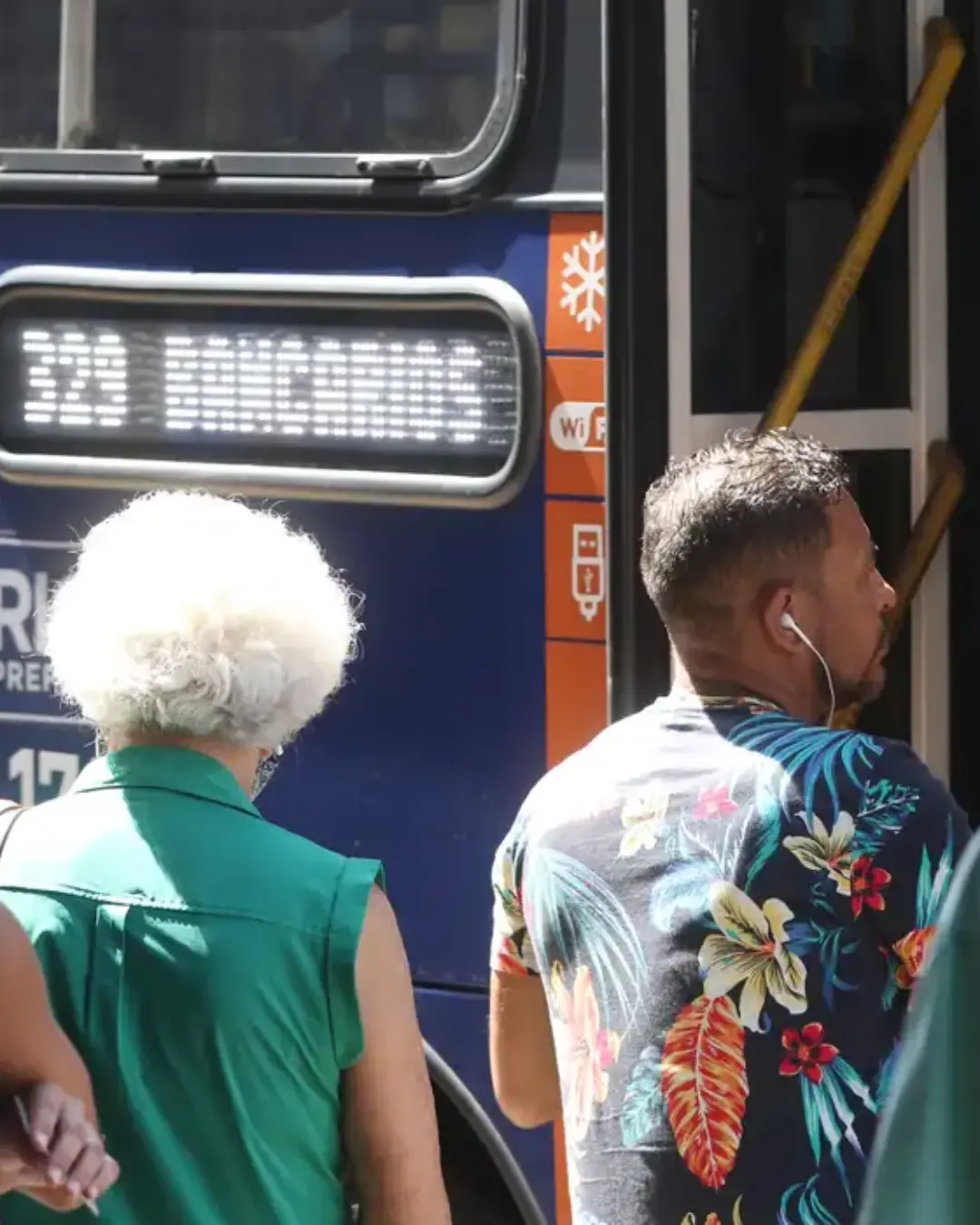 Brasil enfrentará redução populacional em duas décadas, segundo IBGE