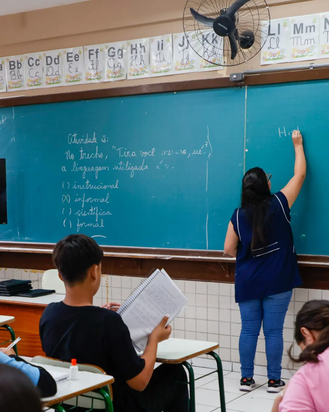 Paraná convoca mais 1.100 professores aprovados em concurso da Secretaria de Educação