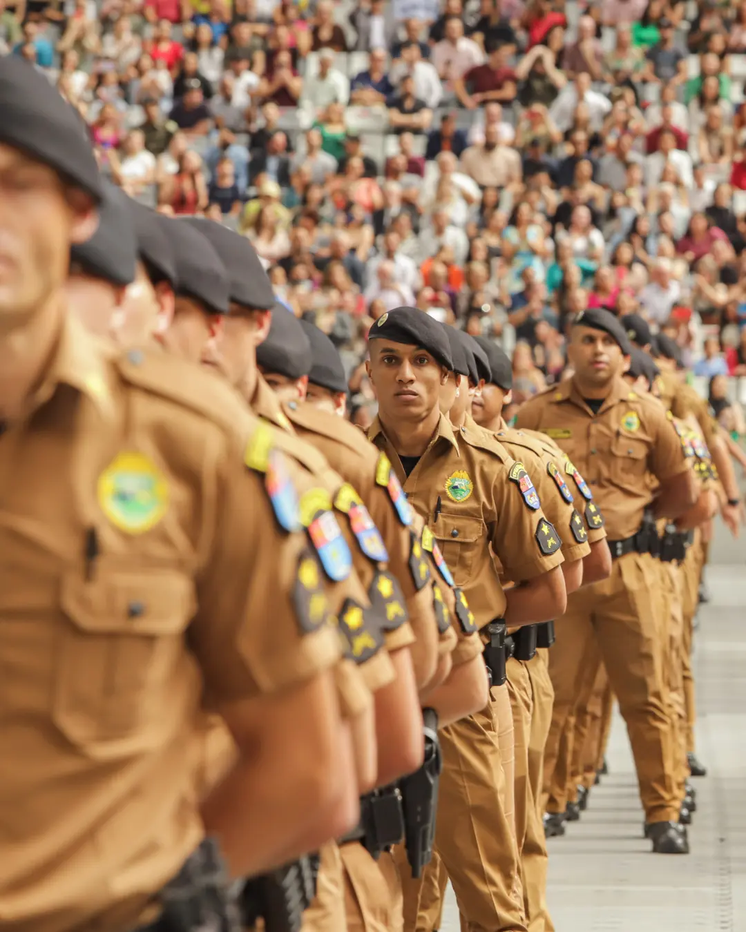 Governo do Paraná aprova nova estrutura de carreira para policiais e bombeiros