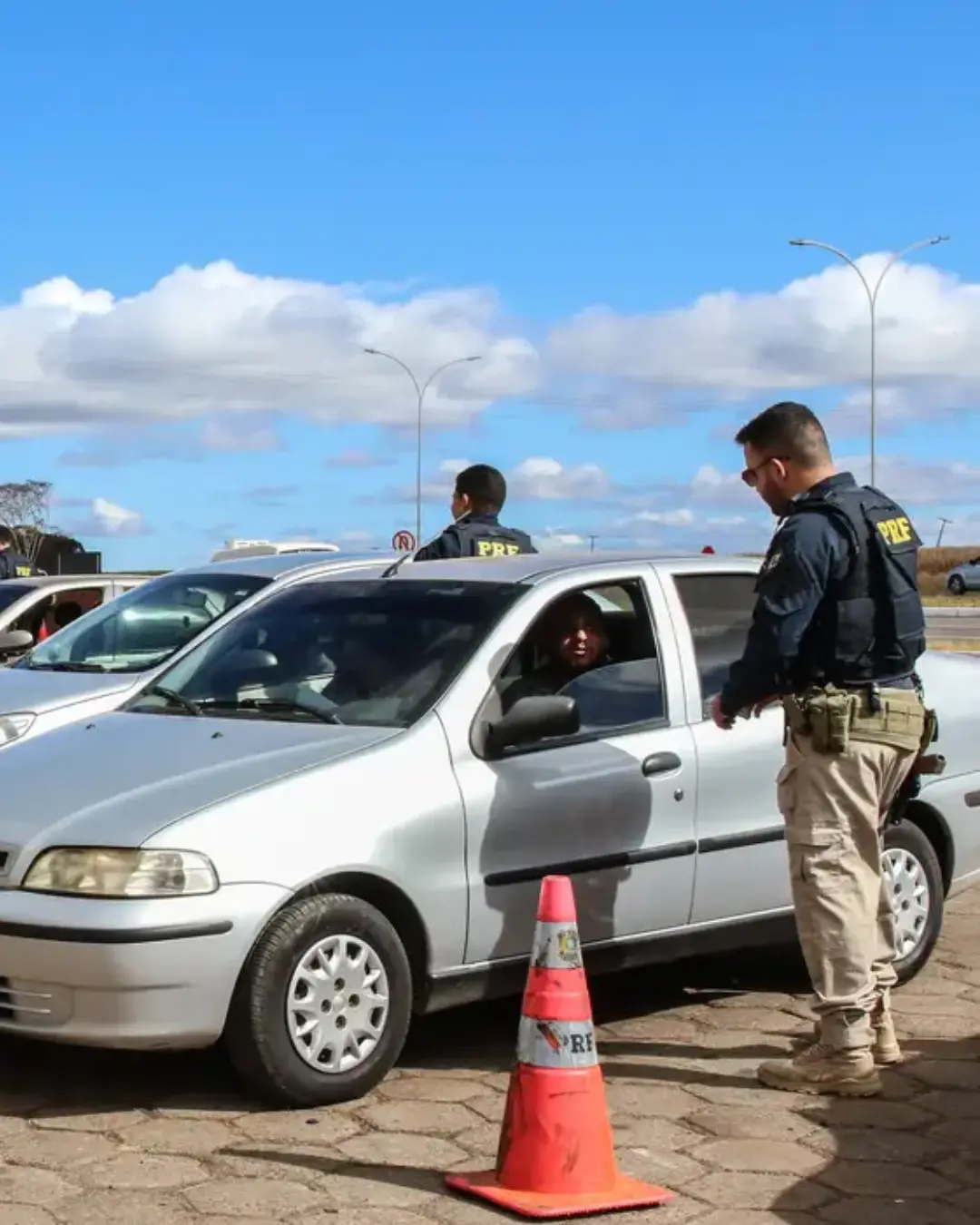Mortes por acidentes nas estradas caem 21% durante o feriado da República