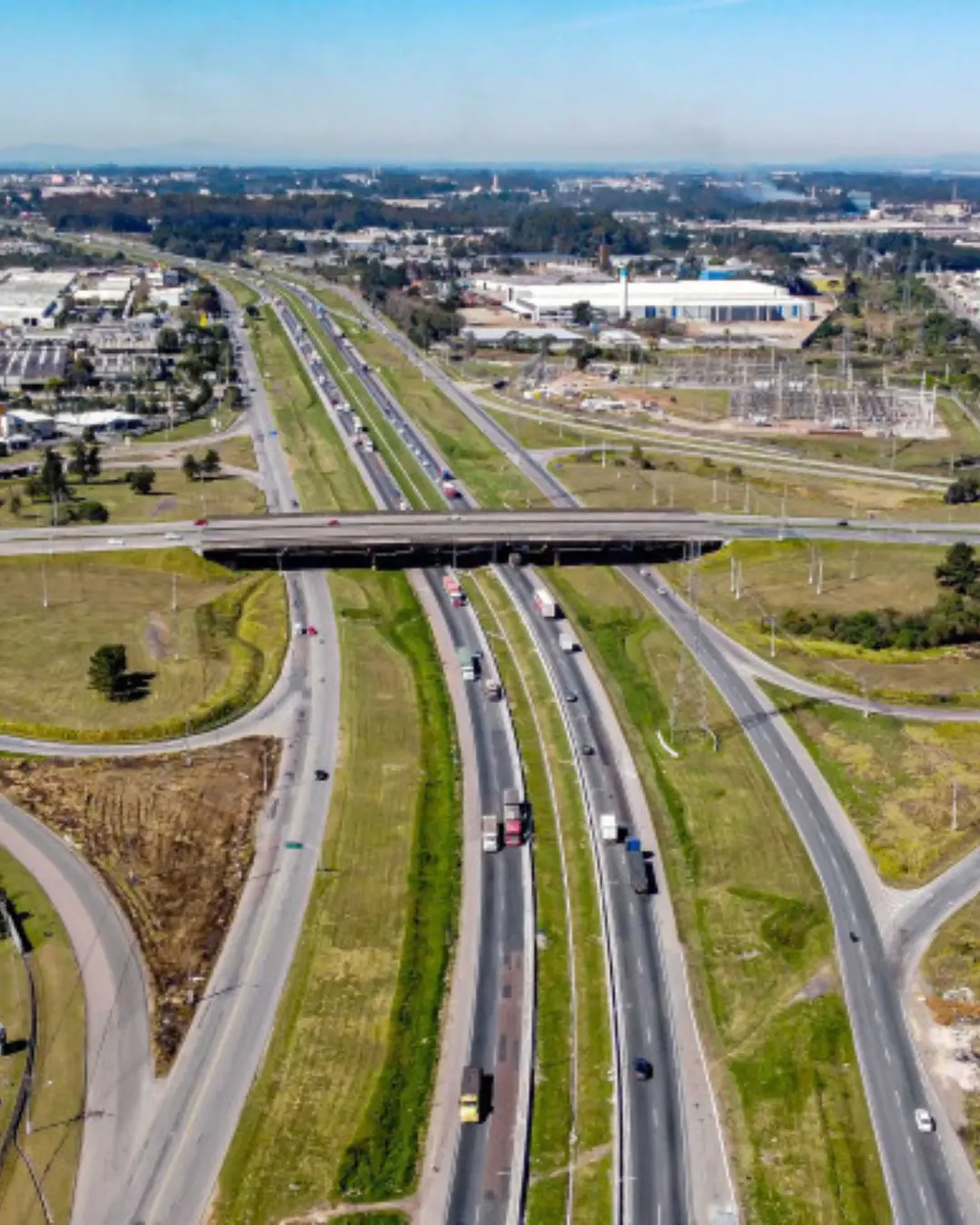 Deputados pedem isenção de pedágio em rodovias que atravessam áreas urbanas no Paraná