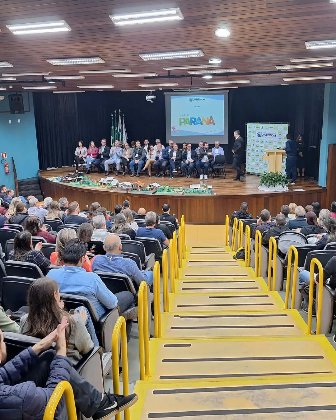 Inscrições abertas para a 4ª Jornada Regiões Turísticas durante o Show Rural 2025 em Cascavel