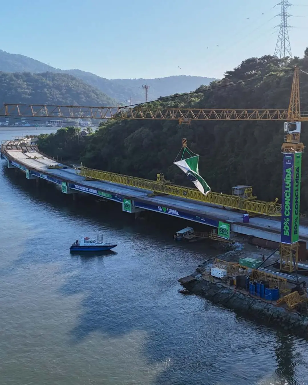 Obras da Ponte de Guaratuba alcançam 50% de execução e prometem transformar o Litoral do Paraná Obras da Ponte de Guaratuba alcançam 50% de execução e prometem transformar o Litoral do Paraná