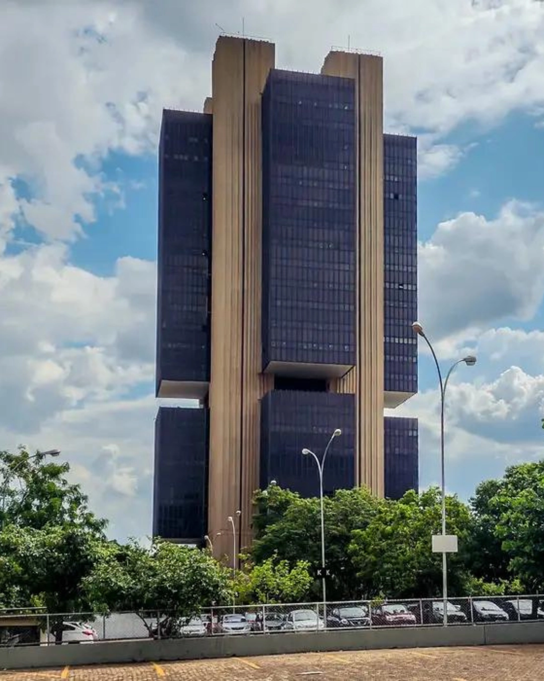 Imagem de destaque - PEC propõe “Privatização” do BC e pode gerar custo fiscal ao país